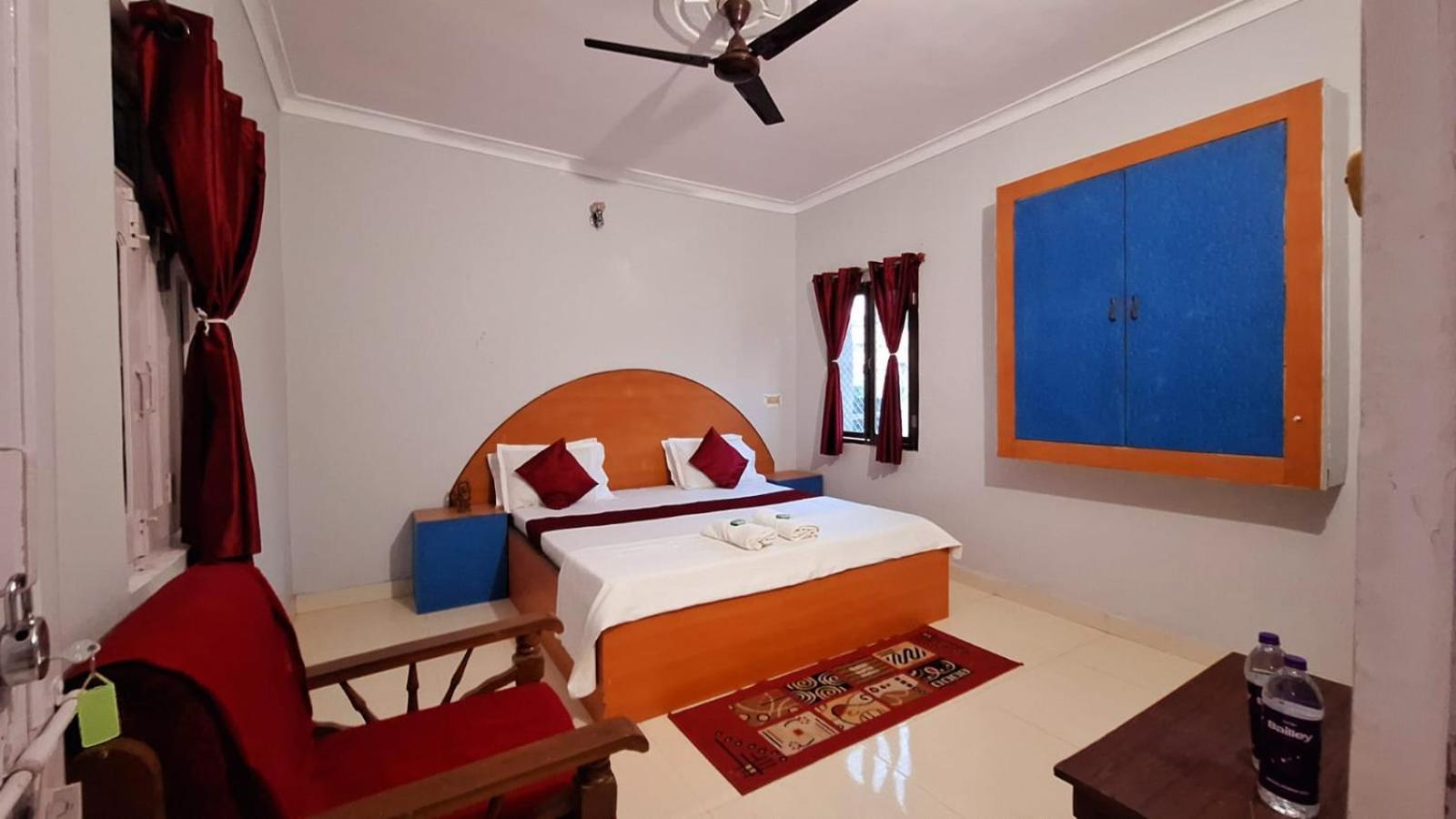 Mohit Paying Guest House Benares Buitenkant foto