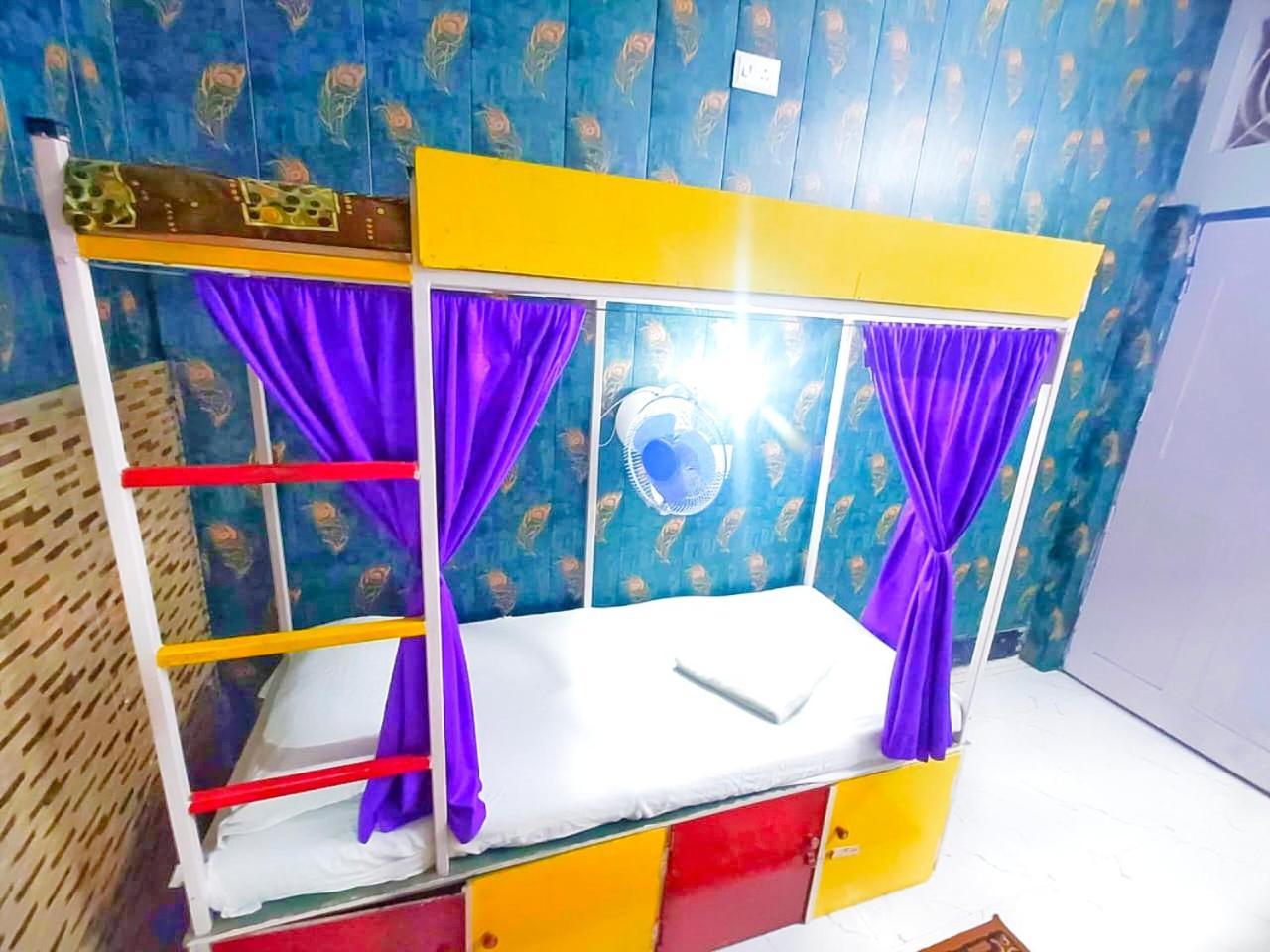Mohit Paying Guest House Benares Buitenkant foto